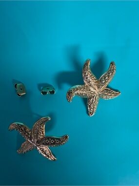 Gold Tone Starfish Statement Stud Earrings Coastal Beach Nautical